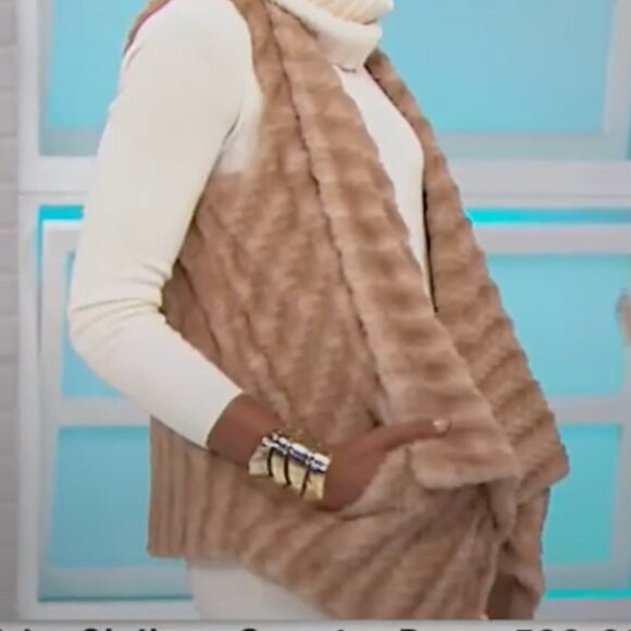 G BY GULIANI Faux Fur Vest Sz M - Picture 1 of 7